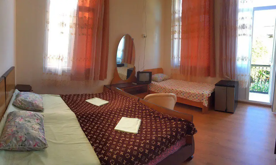 Гагра: Margarita Guest House