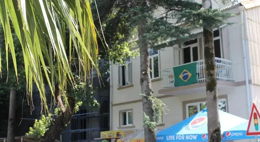 Батуми: Green Park Guest House