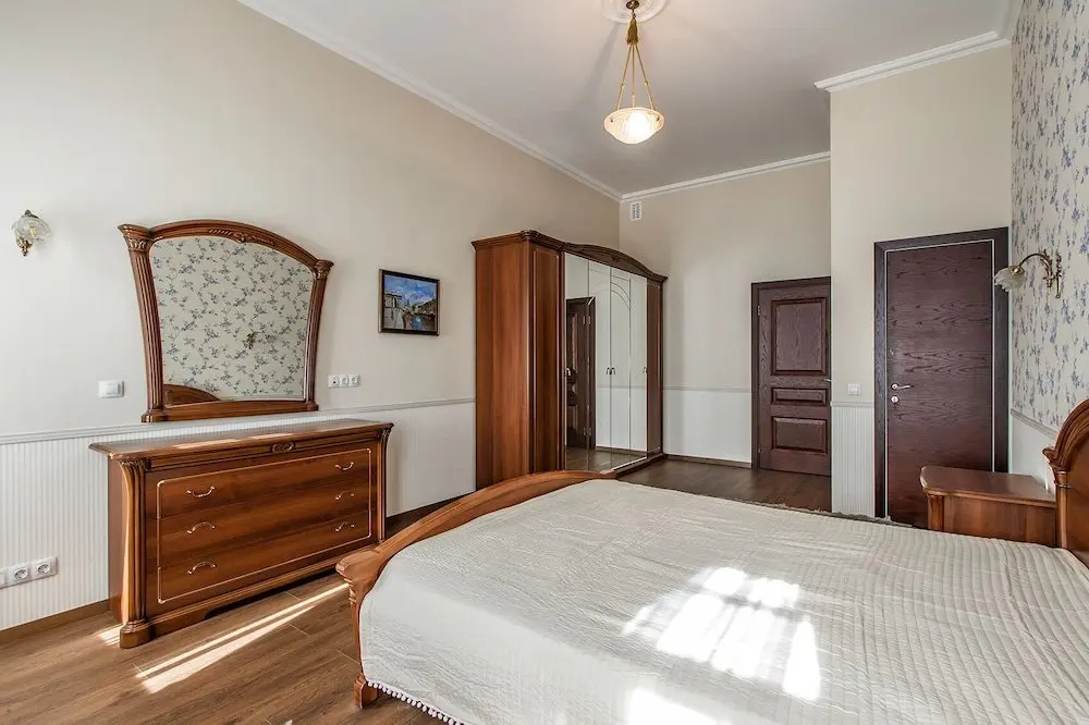 Санкт-Петербург: Central Parade Apartment