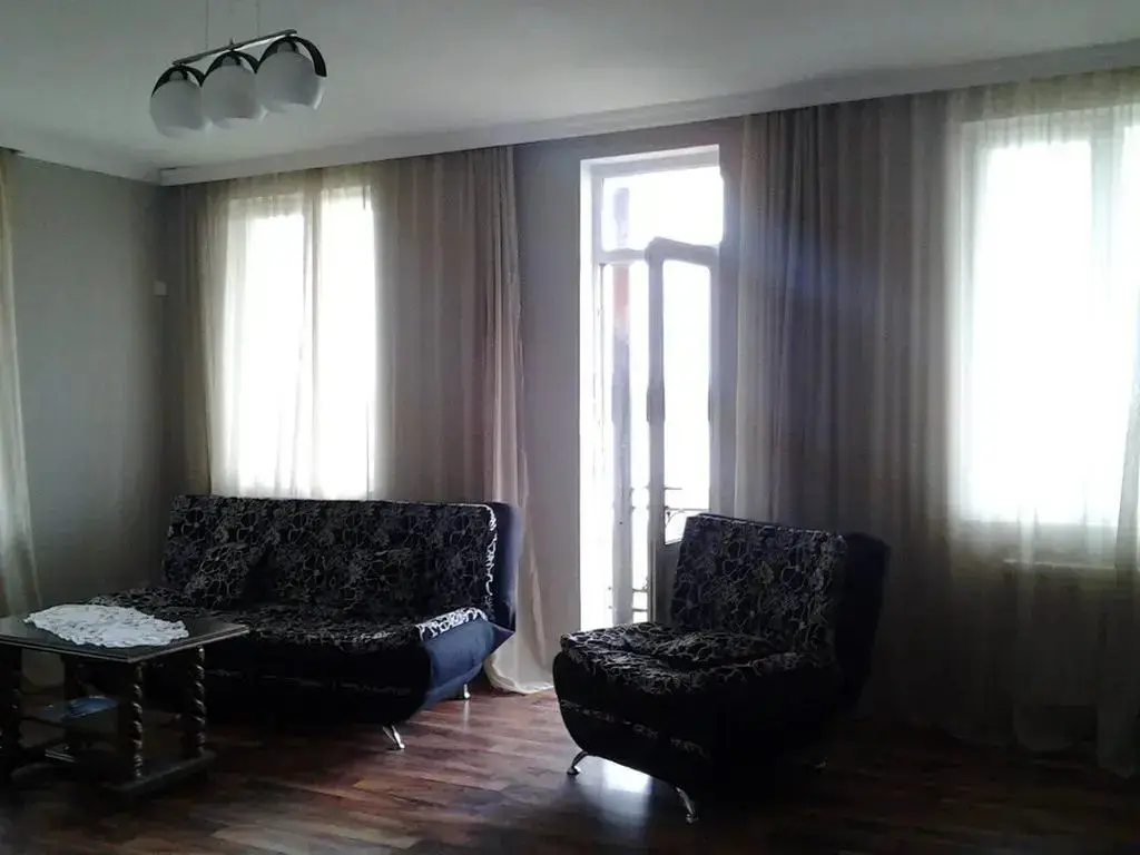Кутаиси: Guest House Nina