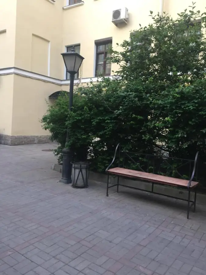 Санкт-Петербург: Меблированные комнаты Невский 6