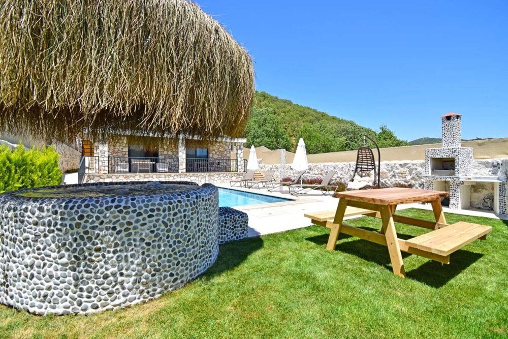 Villa Kaya View - Brand New Stone Villa With Pool — фото 1