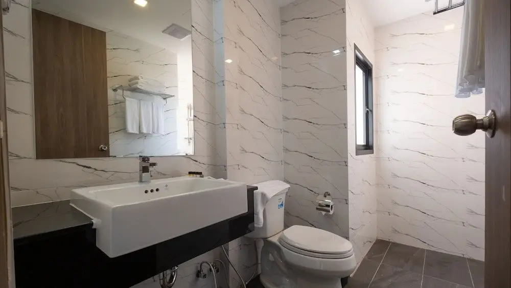 Кхлонг-Янг: B2 Korat Premier Hotel