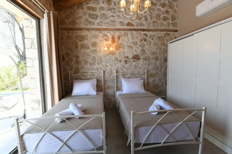 Исламлар: Villa Hestia