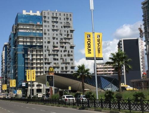 Батуми: Batumi Center 3 Rooms City Side