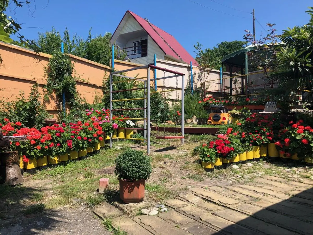 Сочи: U Darii Guest House
