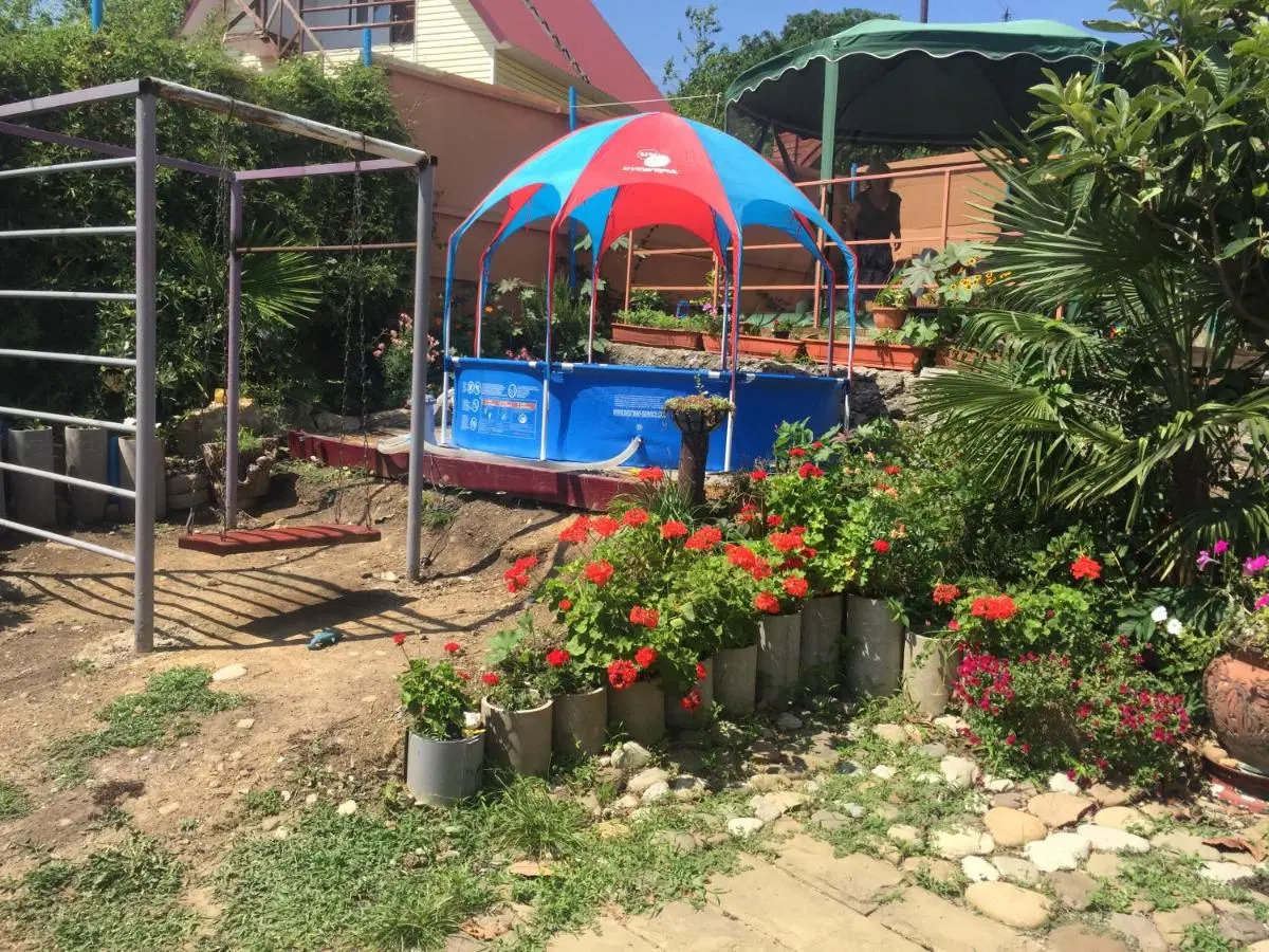Сочи: U Darii Guest House