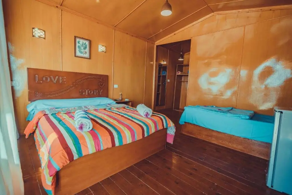 Таба: Crazy Horse Camp