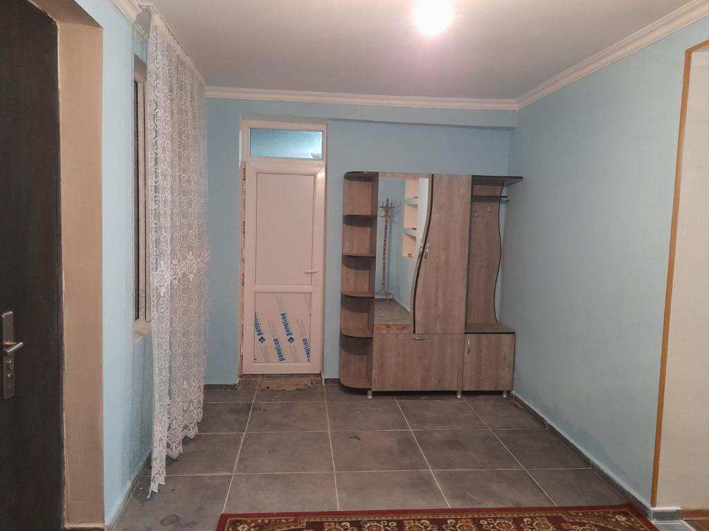 Амбролаури: Guest Tsibena House in Racha