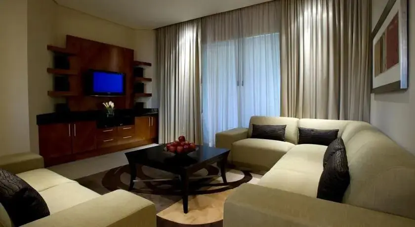 Абу-Даби: Shangri-La Hotel Qaryat Al Beri & Shangri-La Residences Qaryat Al Beri