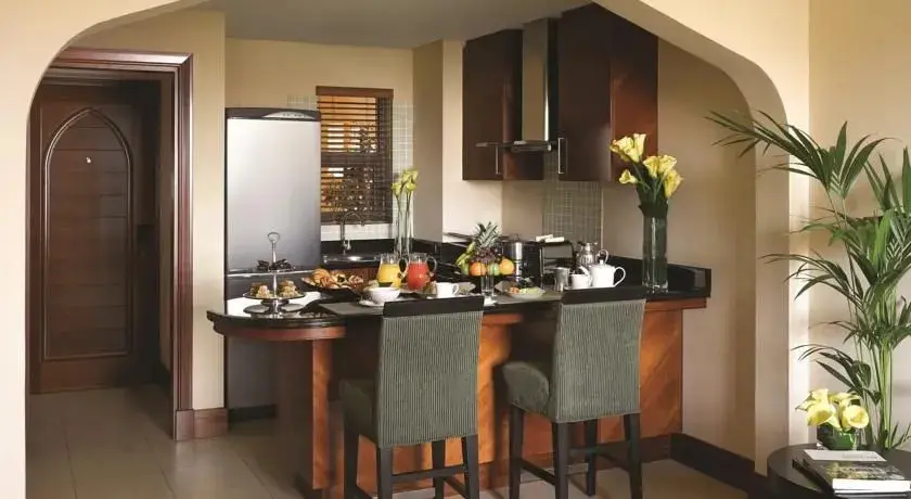 Абу-Даби: Shangri-La Hotel Qaryat Al Beri & Shangri-La Residences Qaryat Al Beri