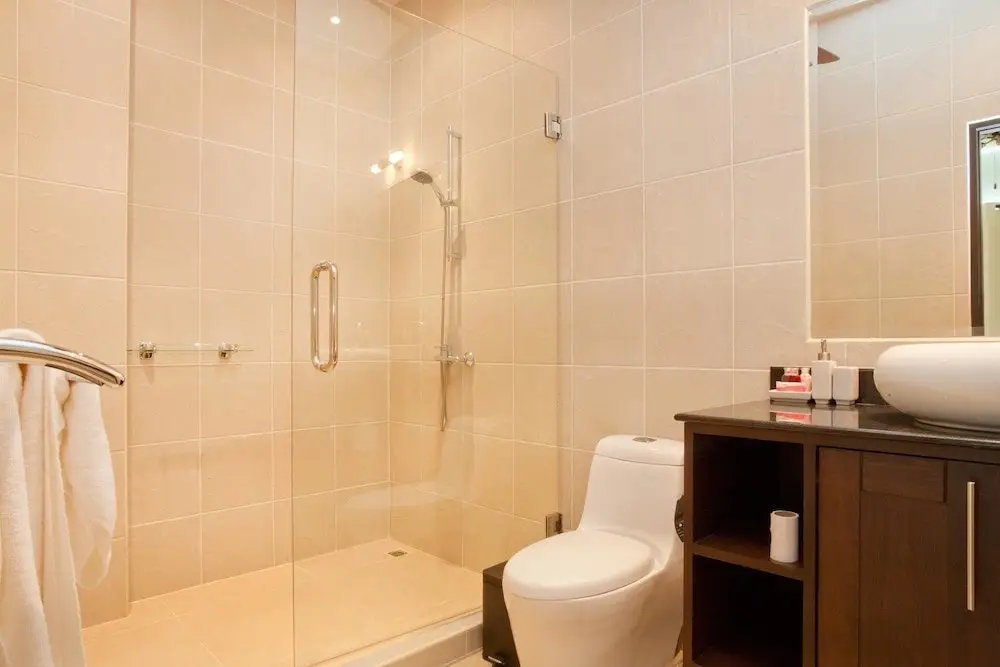 Пхукет: Villa Waew Opal 6 Bed Grand Property with In House Staff