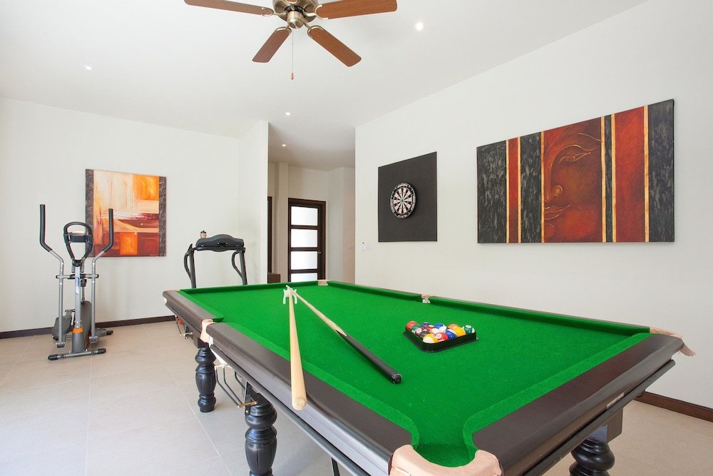 Villa Waew Opal 6 Bed Grand Property with In House Staff — фото 1