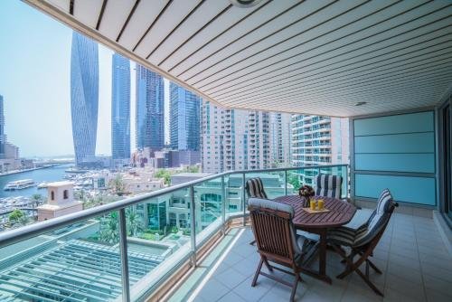 Vacation Bay - Brand New 2 BR in MESK Tower — фото 1
