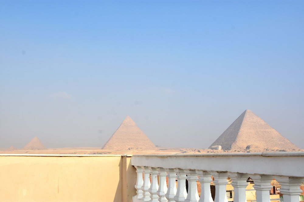Гиза: Sufi Pyramids Inn