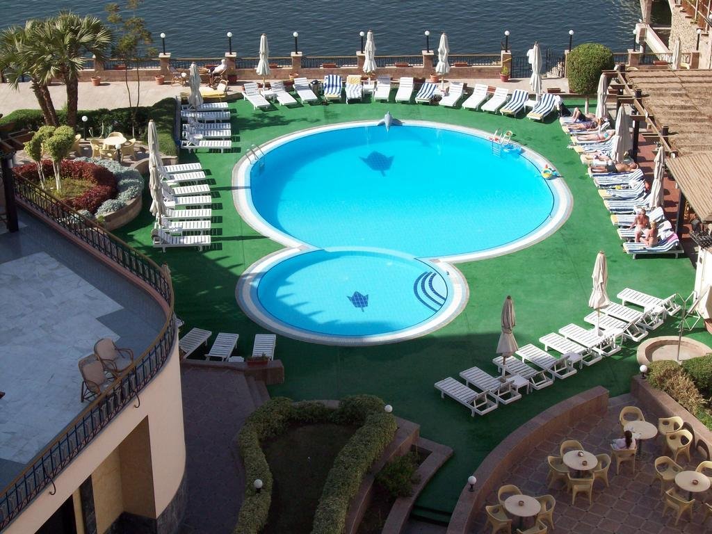 Луксор: Lotus Luxor Hotel