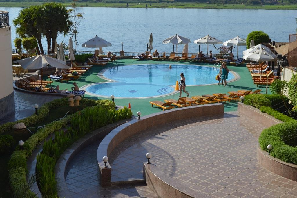 Луксор: Lotus Luxor Hotel