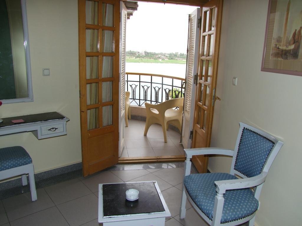 Луксор: Lotus Luxor Hotel
