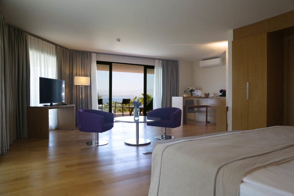 Чешме: Onlive Deluxe Hotel