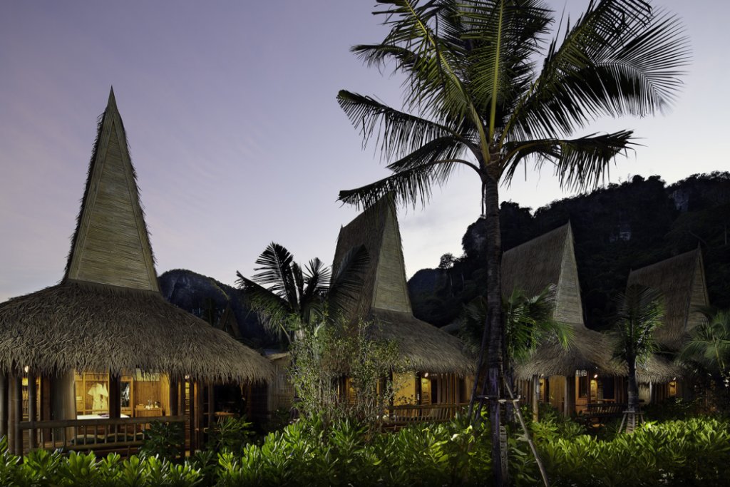 Phiphi Coco Beach Resort — фото 1