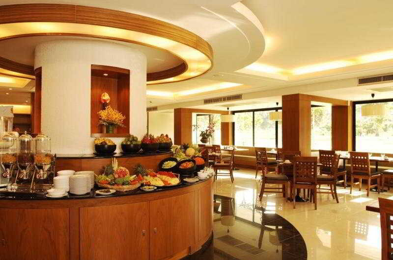 Тхаланг: Naithonburi Beach Resort