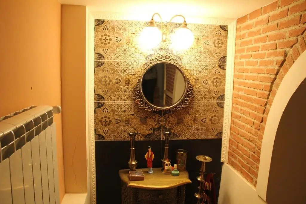 Тбилиси: Lovely Apartment In Old Tbilisi