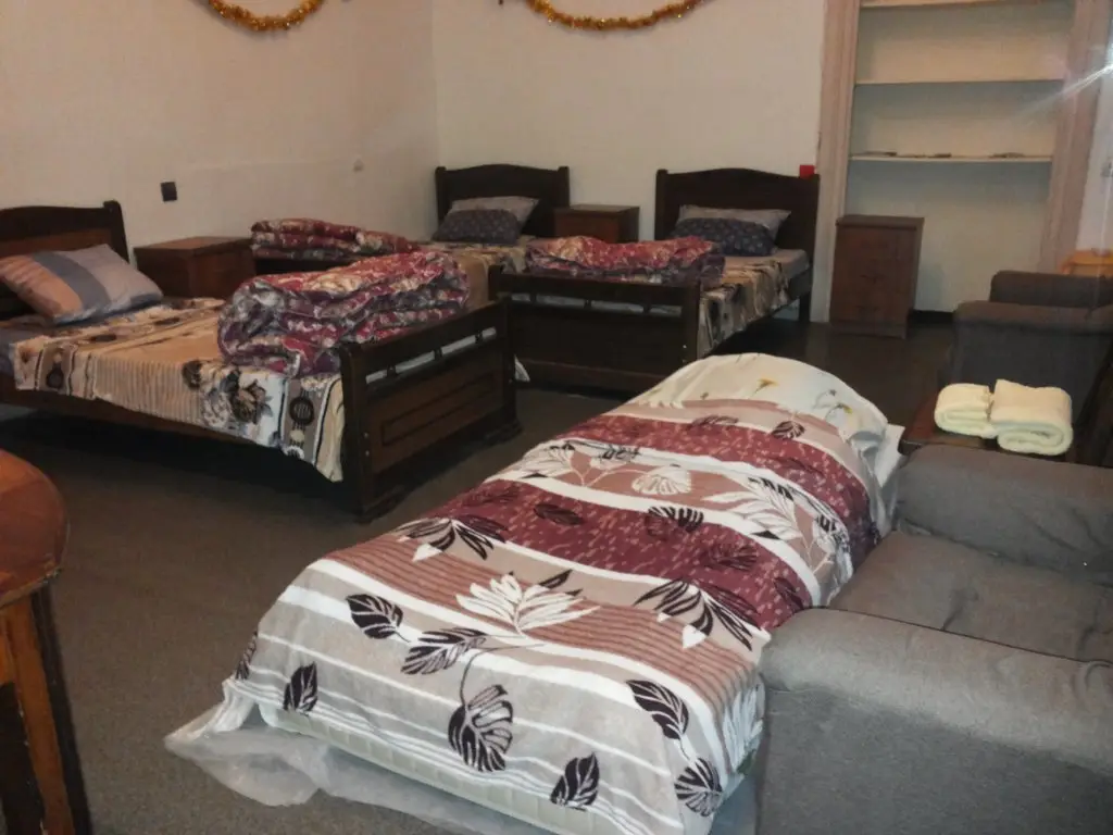 Тбилиси: V Tsentre Starogo Goroda Apartments