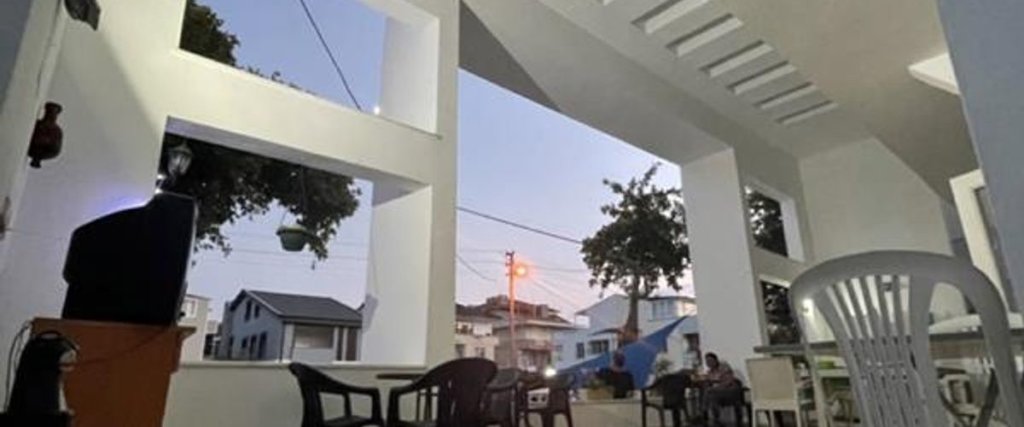 Эдремит: Temel Motel
