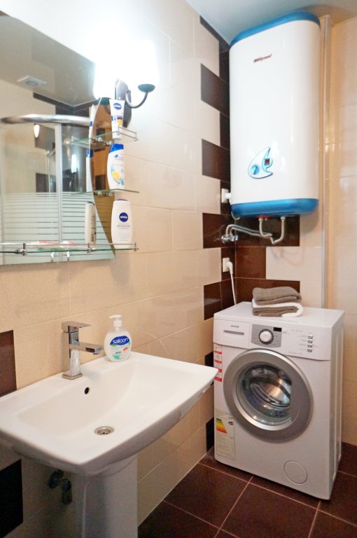 Батуми: Batumskaya Volna Apartments