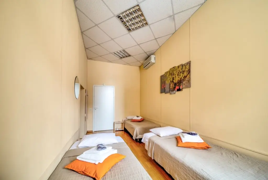 Санкт-Петербург: Guroo Hostel