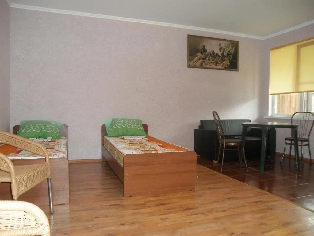 Гудаута: 7 Palm Apartments