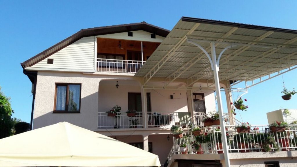 Solnechnaya Gagra Guest House — фото 1