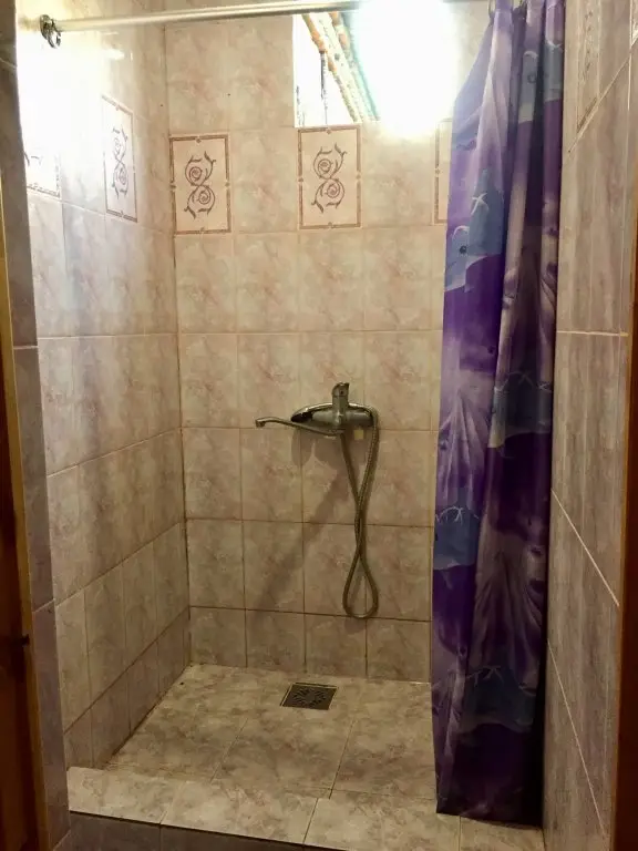 Новый Афон: U Donaryi Guest House