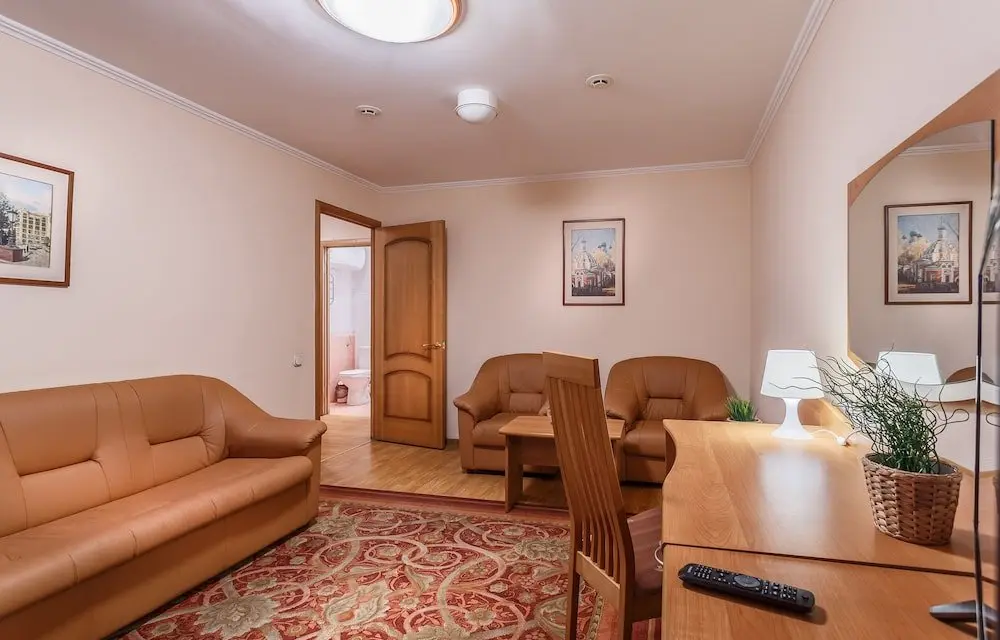 Москва: U Metro Krasnoselskaya Apartments