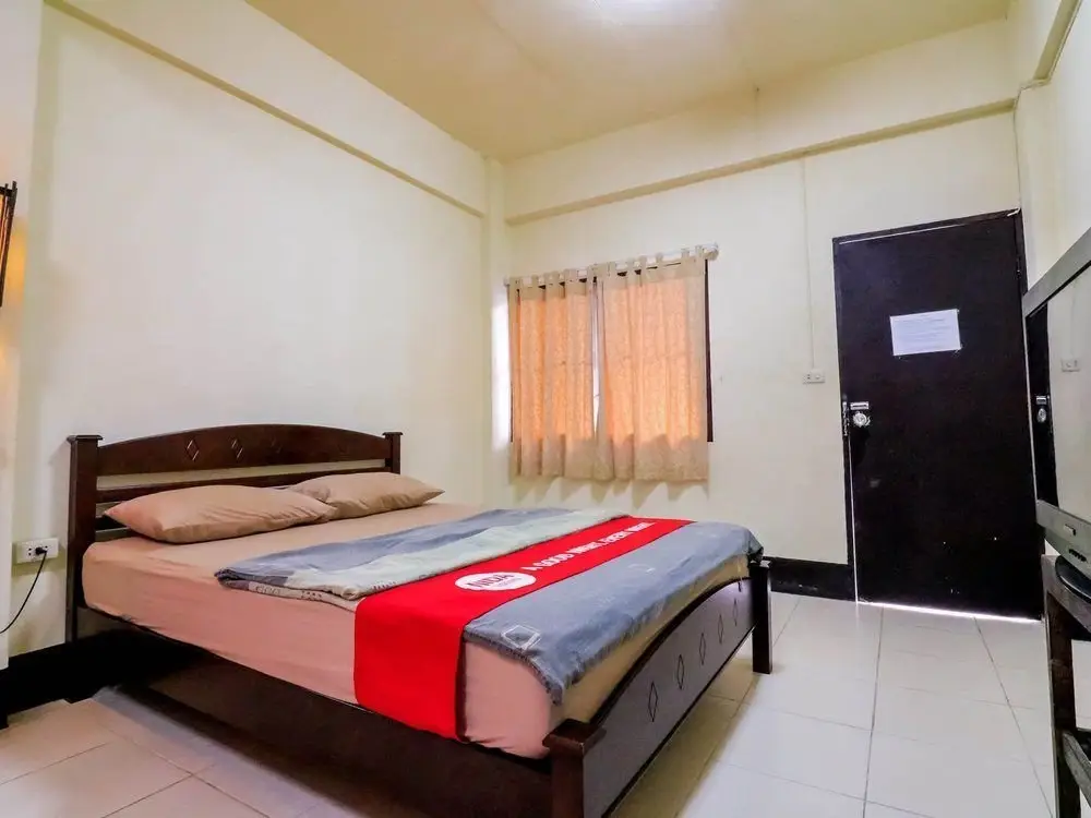 Чиангмай: Nida Rooms Chedi Luang 3133 Palace