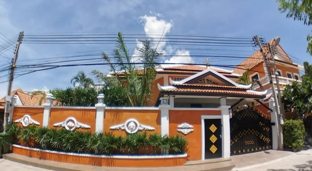 Паттайя: Tucheland Luxury Villa Pattaya 7BR