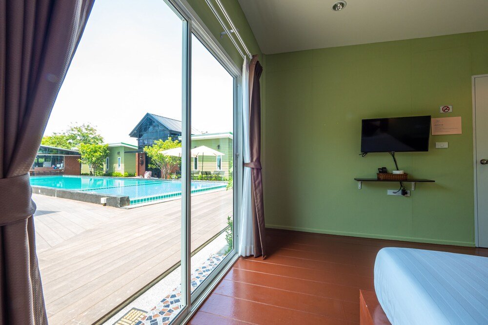 Sky Hip Resort — фото 1