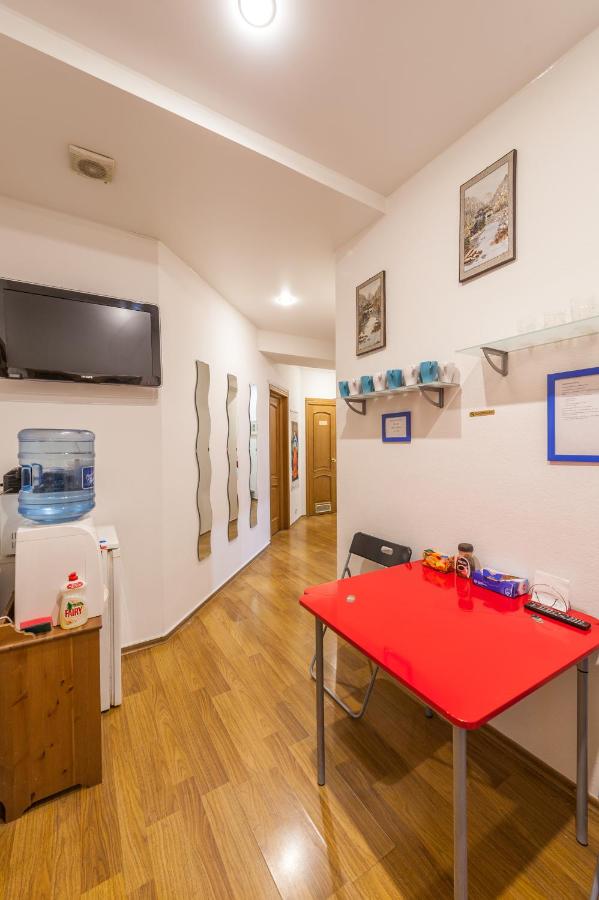 Санкт-Петербург: Меблированные комнаты Canny House
