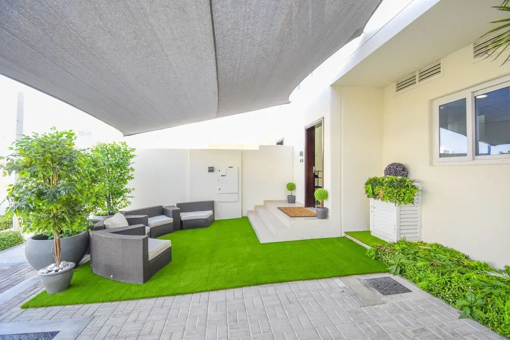 Дубай: Spacious Luxury Villa With Pool and gym in Dubai