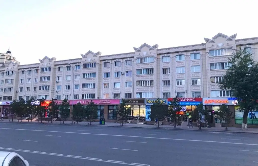 Астана: 1 комнатная квартира на набережной