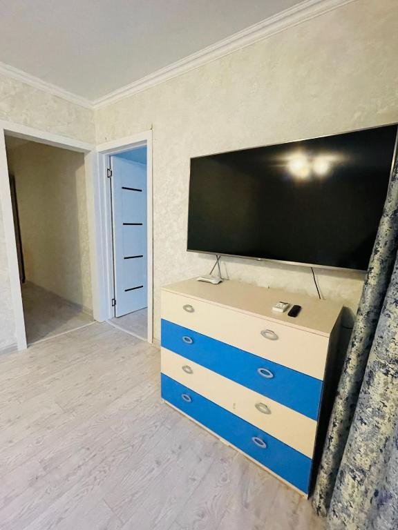 Алматы: 3 Комн Кв 12 Мкр Шаляпина