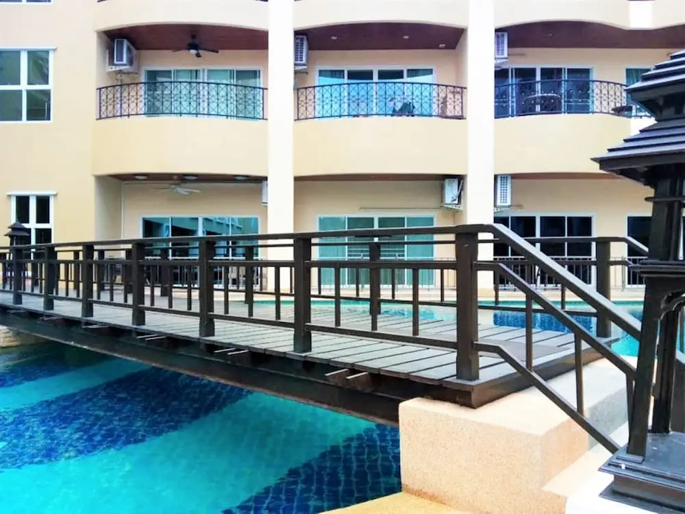 Паттайя: Penthouse studio apartment The Residence Jomtien