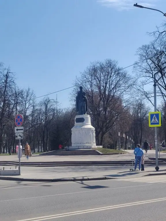Псков: Апартаменты с Видом на Кремль