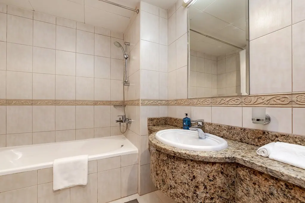 Дубай: Апартаменты Princess tower 1 br new furnished