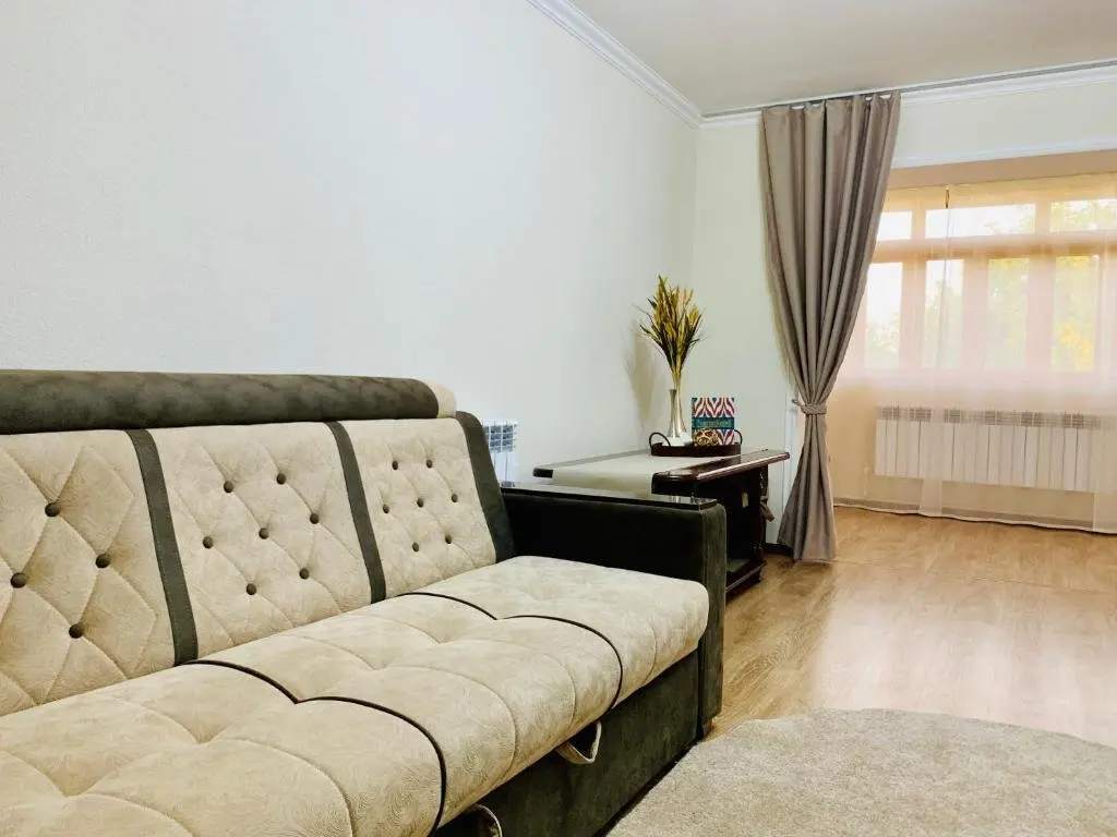 Самарканд: Samarkand Apartment
