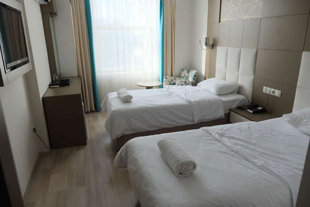 Мерсин: Karat Ayseli Otel