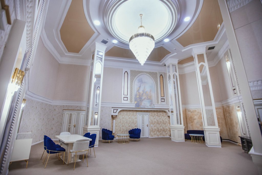 Ургенч: Отель Antalya Grand Palace