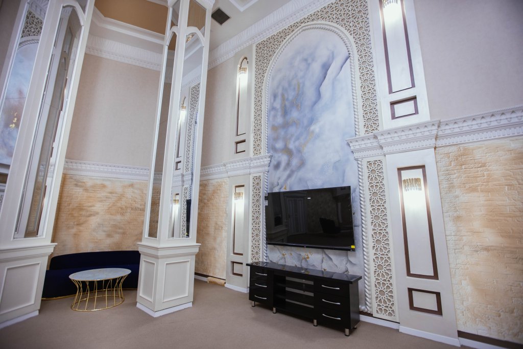 Ургенч: Отель Antalya Grand Palace