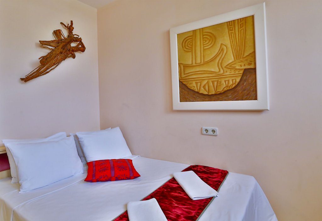 Стамбул: Han Hostel Airport North