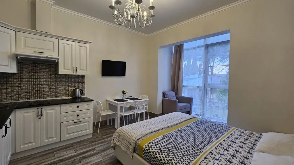 Сочи: Апартаменты Уютная Студия в Центре на Войкова от HomeHotelSochi